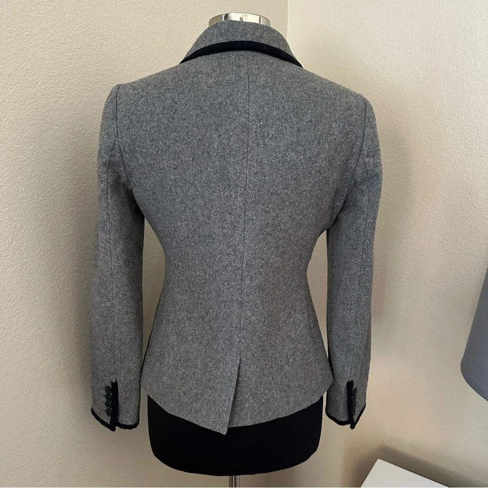 J. Crew Gray and Black Fitted Wool Blend Preppy Blazer Size 6